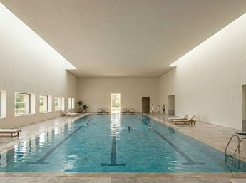pool2.jpg